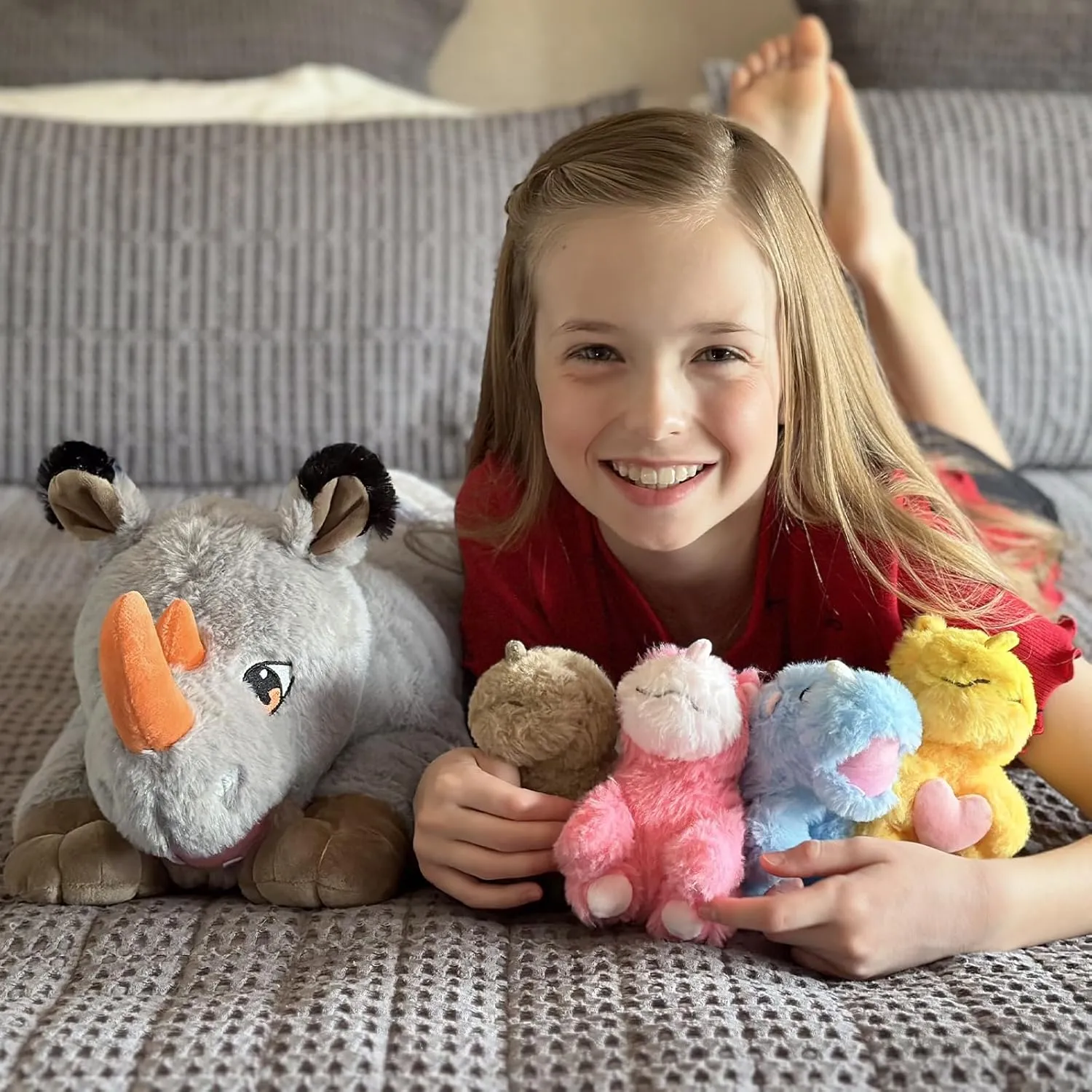 19.5“ Rhino Stuffed Animal Plush, Mother Rhinocero Plush Toy with 4 Baby Rhino plushies Inside, Soft Wild Animal Stuffed Toy for Kids Boys, Adorable Gifts for Brithday Baby Shower Christmas