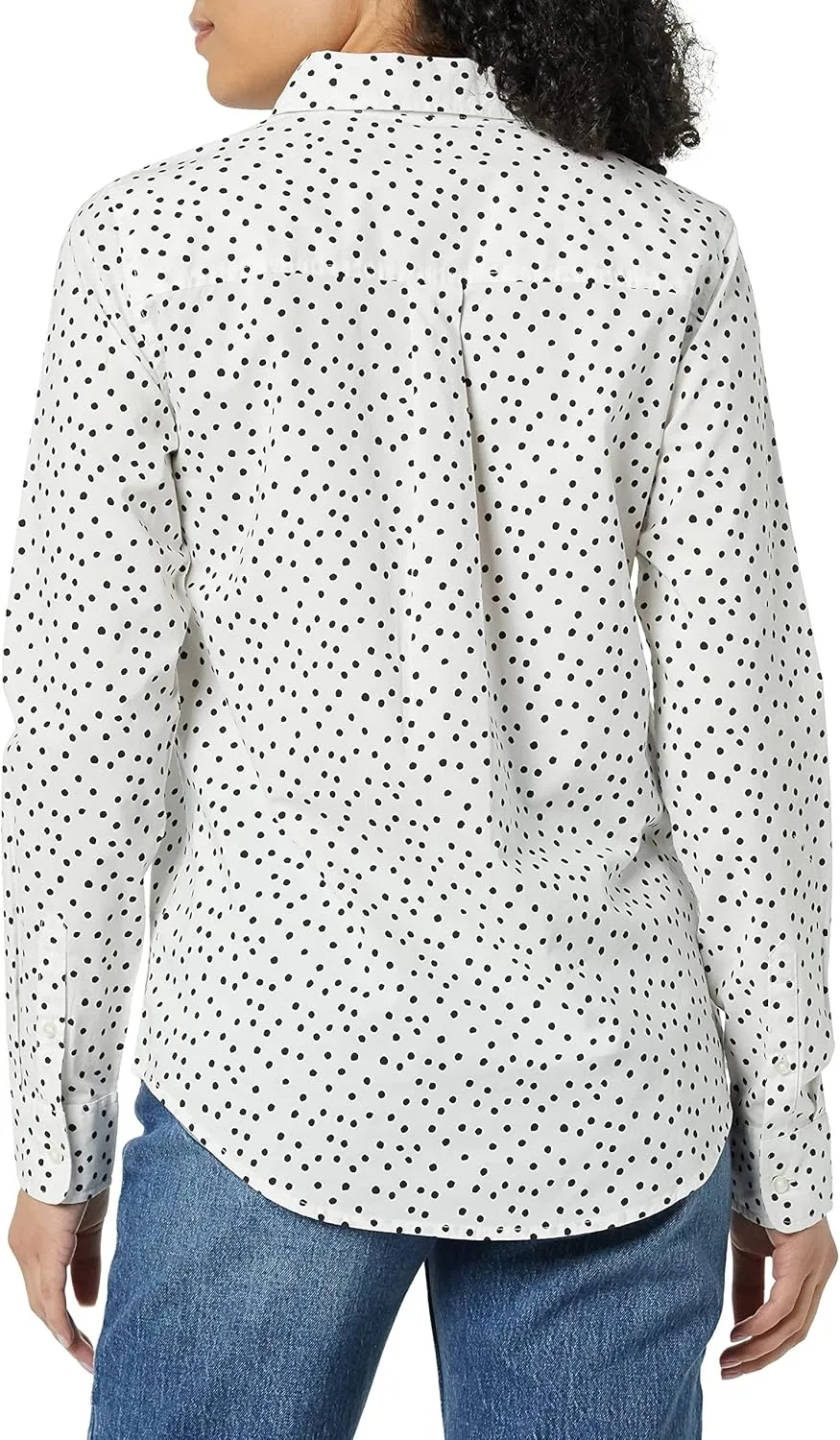 Amazon Essentials Women's Classic-Fit Long-Sleeve Button-Down Poplin Shirt