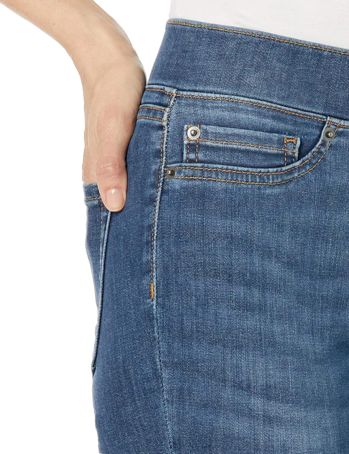 Amazon Essentials Women's Mid-Rise Stretch Pull-On Jegging (Available in Plus Size)