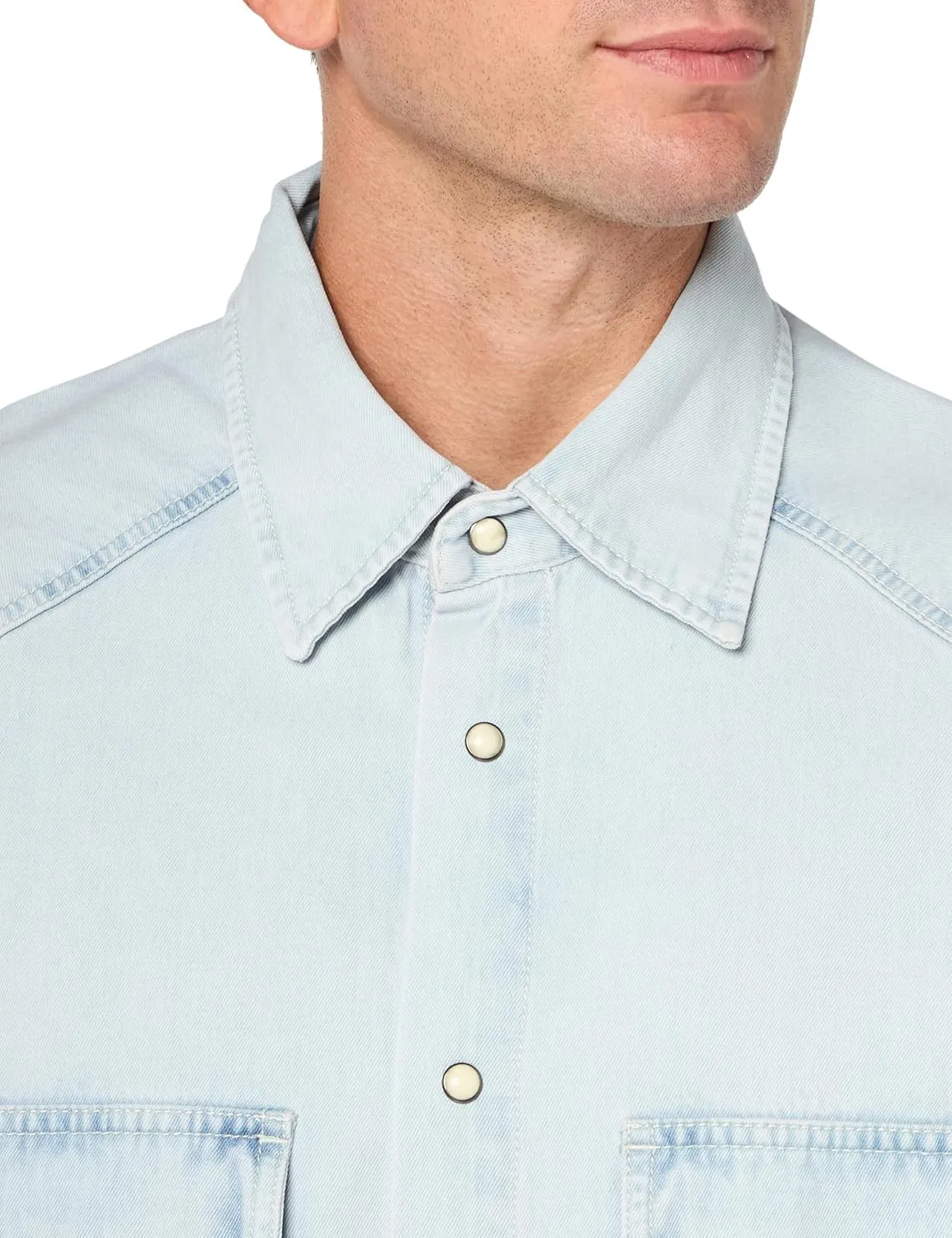 Armani Exchange Men's Long Sleeve Denim Snap Overshirt. Regular Fit