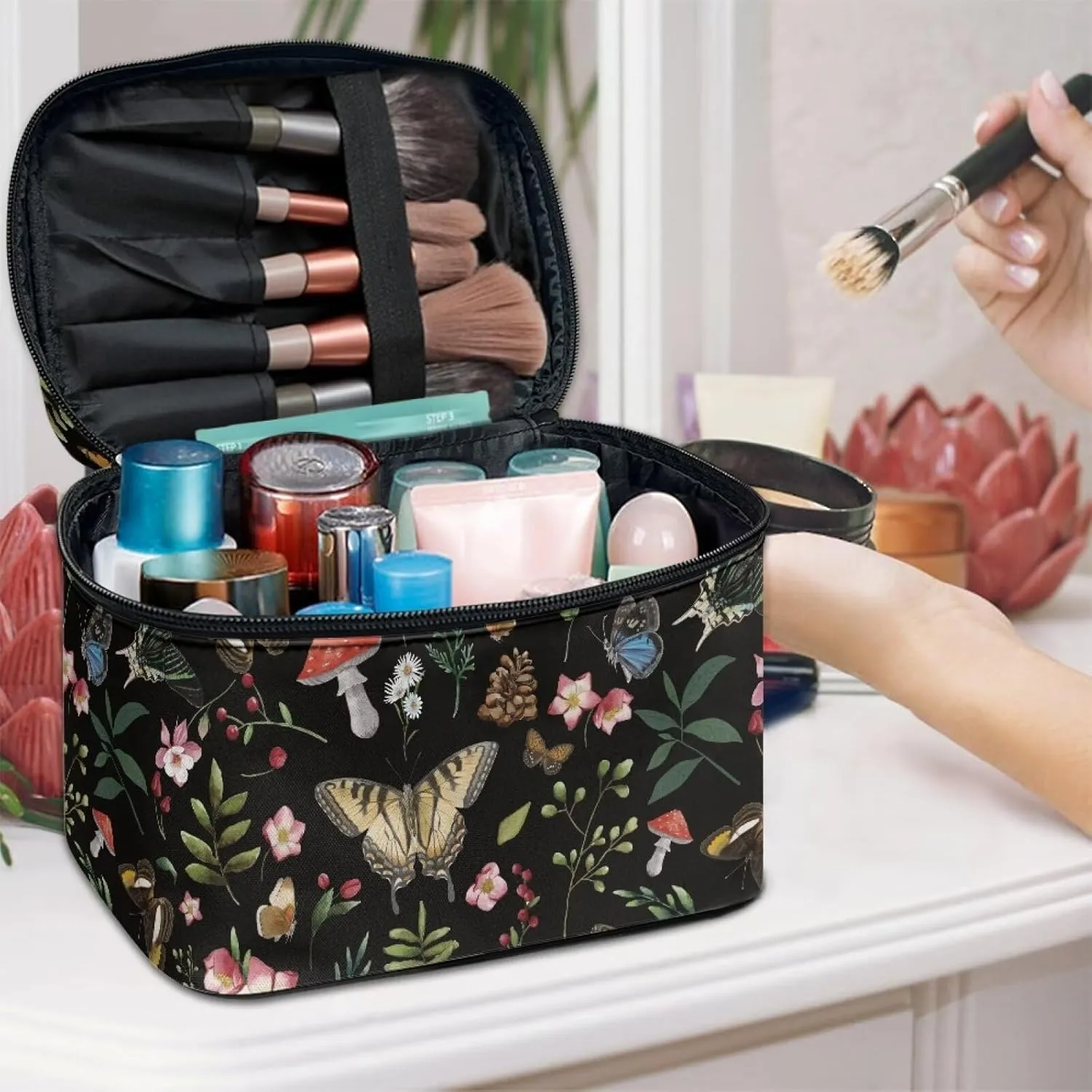 Butterfly Mushroom Makeup Cosmetic Bag for Women Girls Zipper Toiletry Bag Holder Clear Brushes Organizer Case with Handle Easy to Clean for Weekend Getaways, Vacations