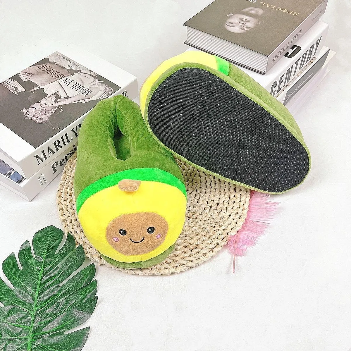 HANDKEI Plush avocado slippers cute Llama plush slippers women's plush home shoes