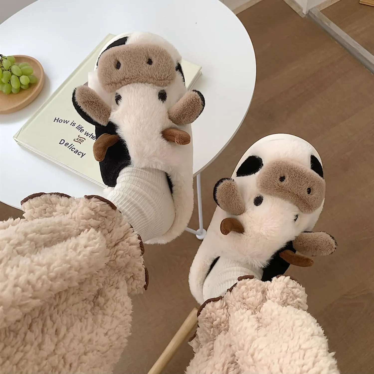 Jerzmy Cute Animal Cow Pig Men Women House Slippers, Comfy Memory Foam Cloudy Soft Slippers Plush Home Shoes for Bedroom Living Room Indoor