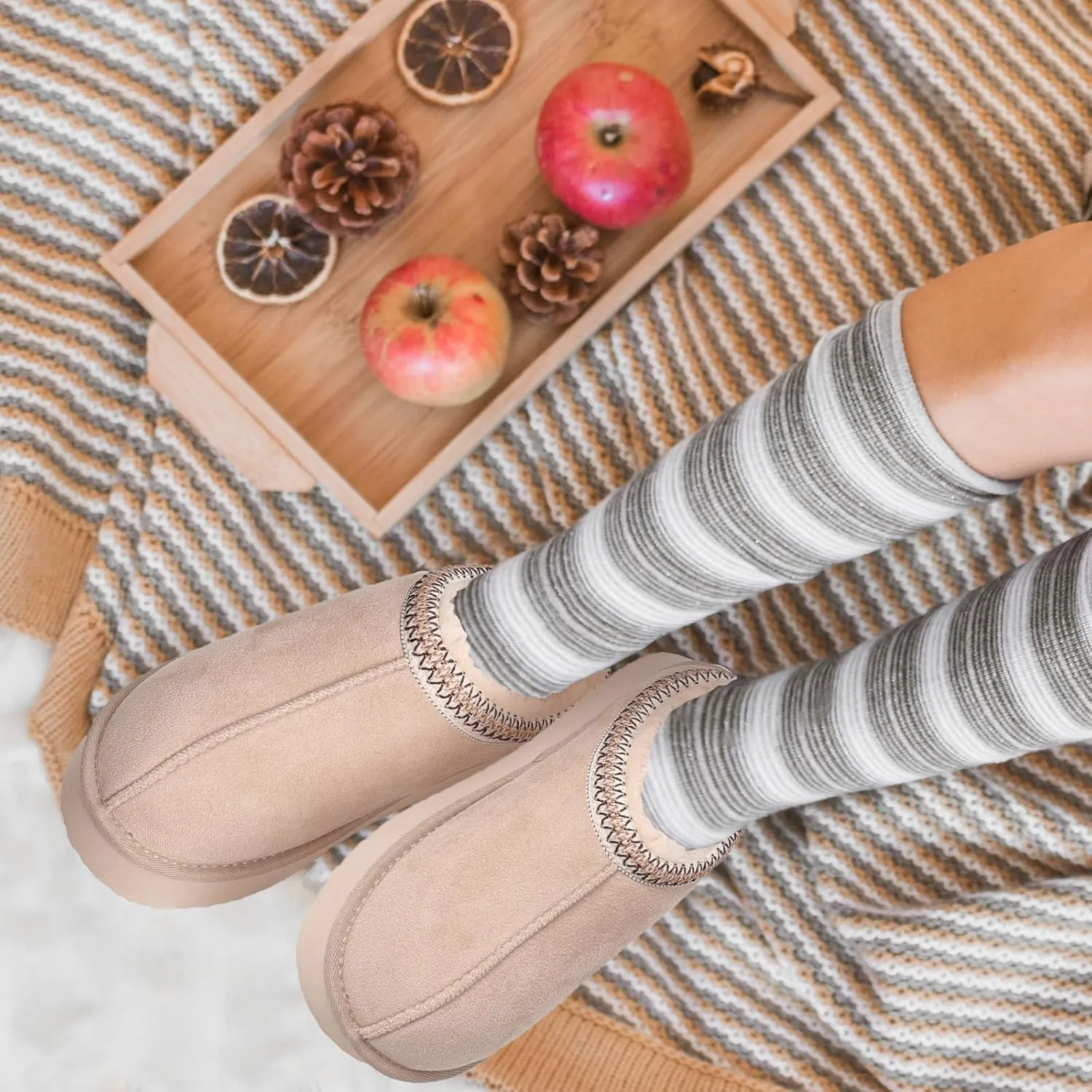 Platform Slippers for Women Snow Winter Womens Slippers Fluffy House Slippers for Indoor and Outdoor