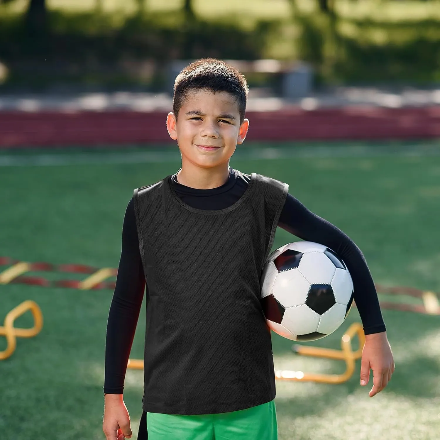 Sintege 12 Pcs Soccer Pinnies Pennies Jersey Scrimmage Vest Sports Practice Jersey Mesh Basketball Vest for Youth Adult Kids