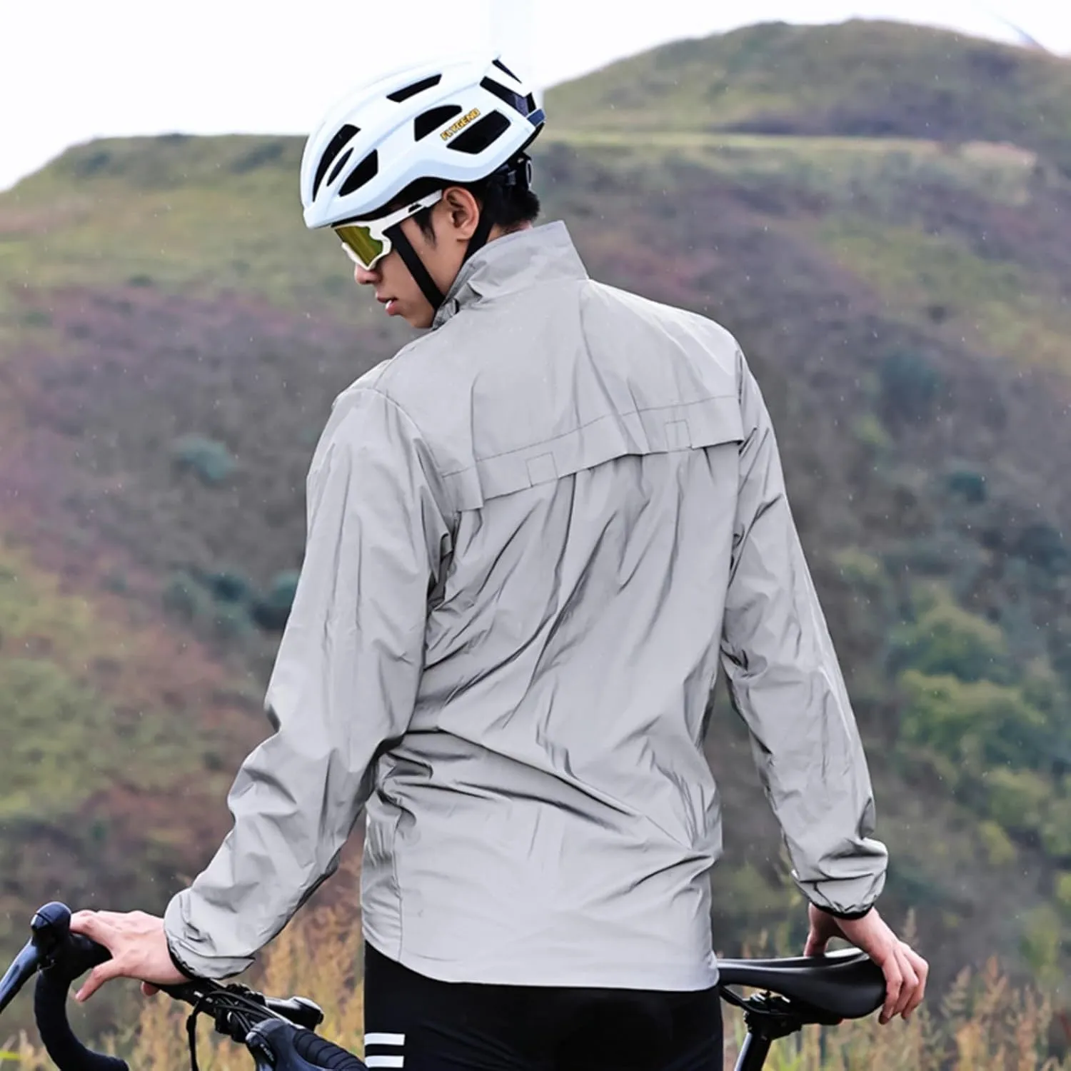 WOSAWE Men Reflective Jacket Night Glowing Bomber Jacket MTB Cycling Windbreaker Travel Sport Coat